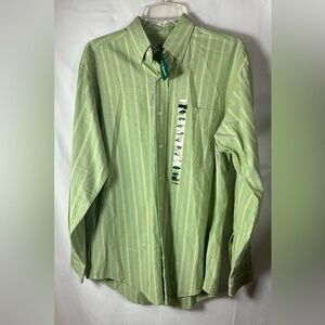 L.L. Bean Green Striped Button Down Shirt 🌴☀️